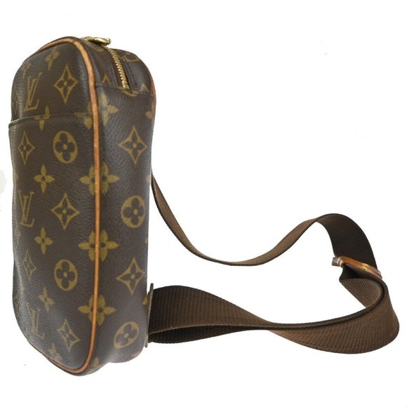 LOUIS VUITTON Pochette Gange Shoulder Bag Monogram Brown Spain - Picture 1 of 12